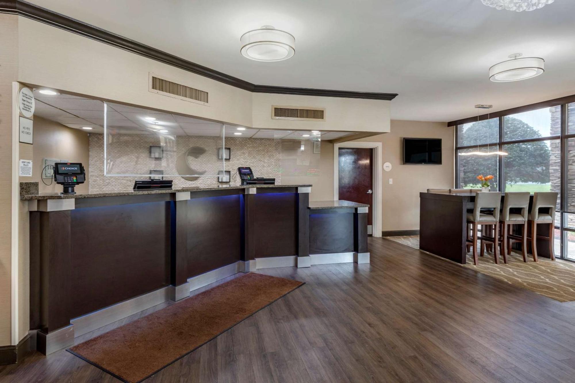 Comfort Inn 3*